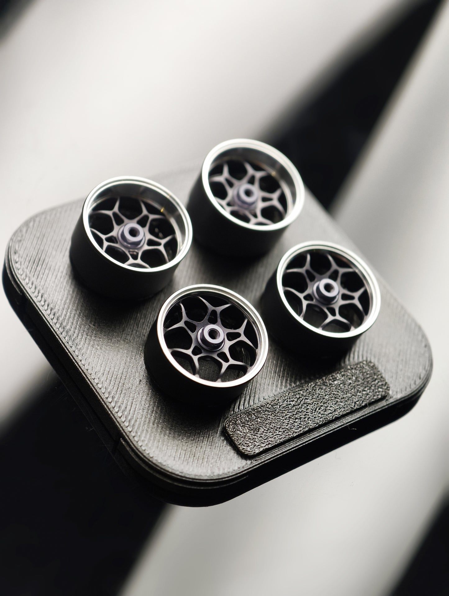 Ark Edge Elite Chrome Wheel Hub EC DL-01 - Grey